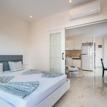 Rose 4 Marvellous 1+1 Cleopatra Apartment