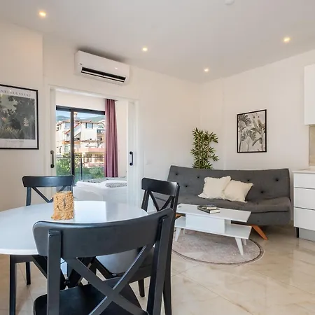 Rose 4 Marvellous 1+1 Cleopatra * אלאניה