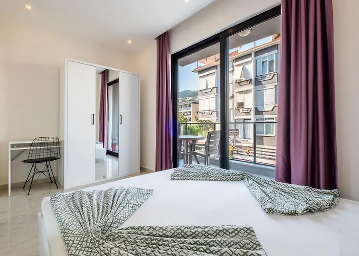 Rose 4 Marvellous 1+1 Cleopatra *